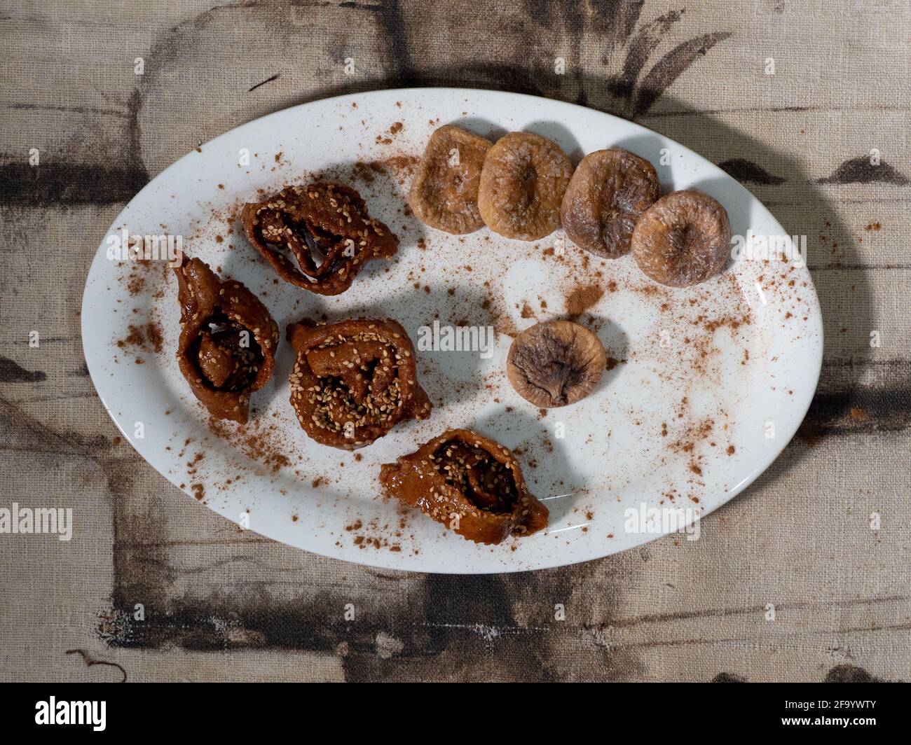 Dessert marocchino tradizionale durante la vacanza Ramadan Foto Stock