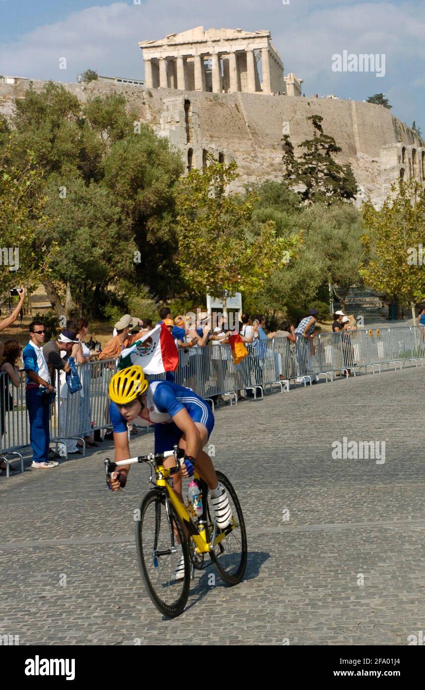 GIOCHI OLIMPICI AD ATENE 15/8/2004. LA PISTA DELLE DONNE IN BICICLETTA FOTO DAVID ASHDOWN Foto Stock