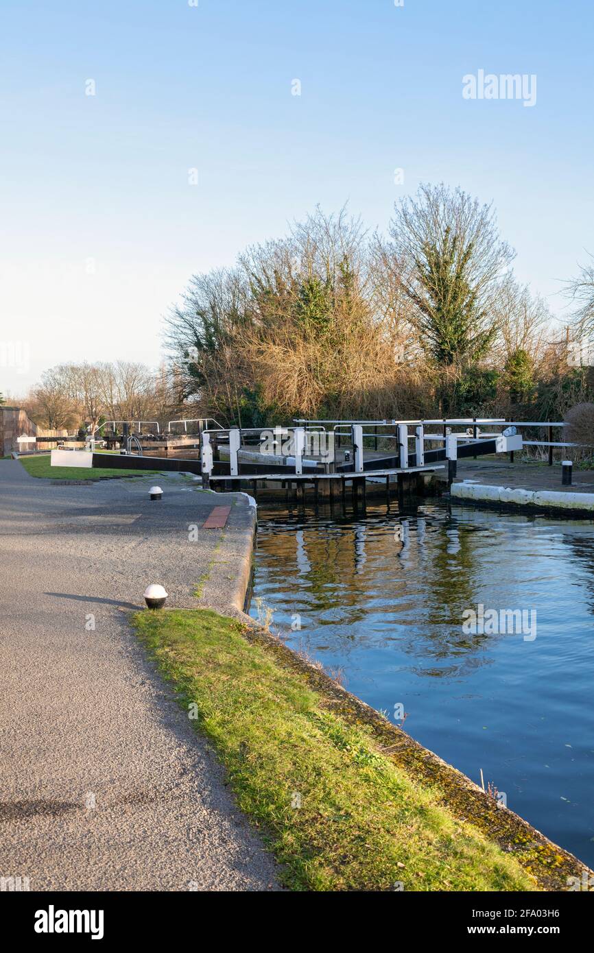 Regno Unito, Inghilterra, Londra, Hanwell, numero di blocco 93 sul volo delle chiuse di Hanwell Foto Stock