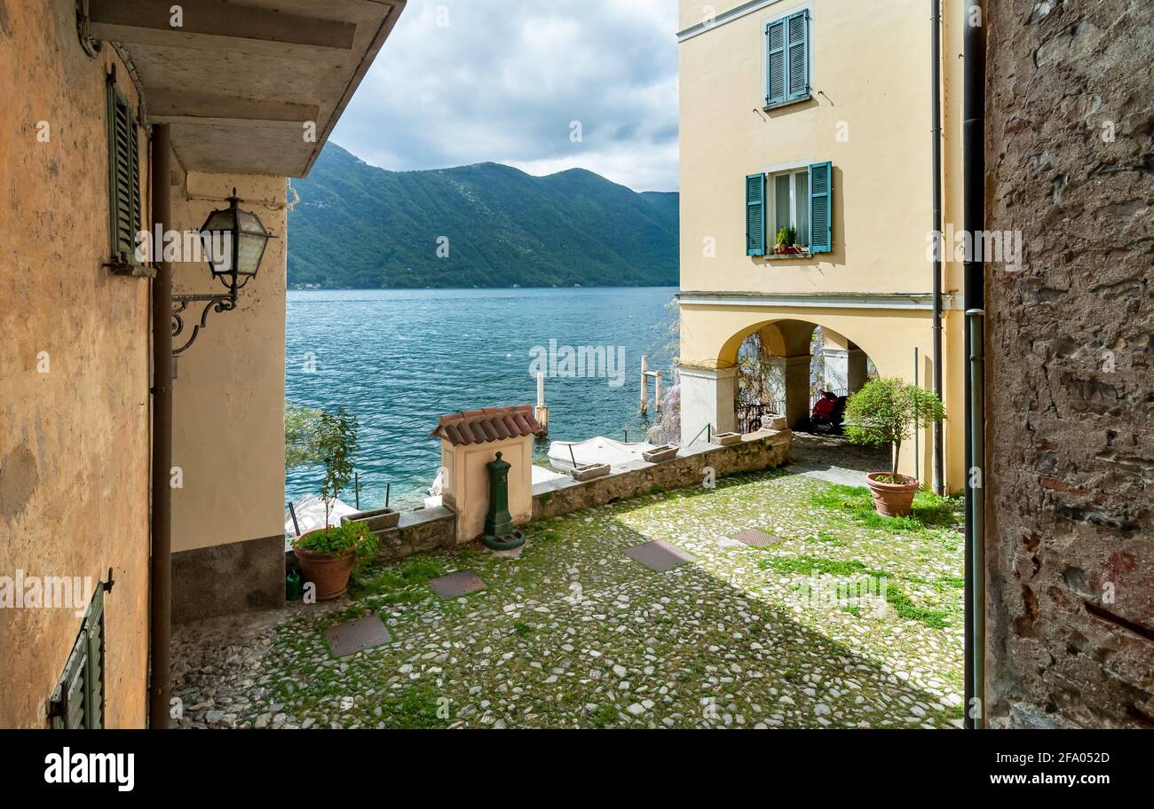 Antico borgo di Albogasio Oria, fa parte del comune di Valsolda, in provincia di Como, Lombardia, Italia Foto Stock