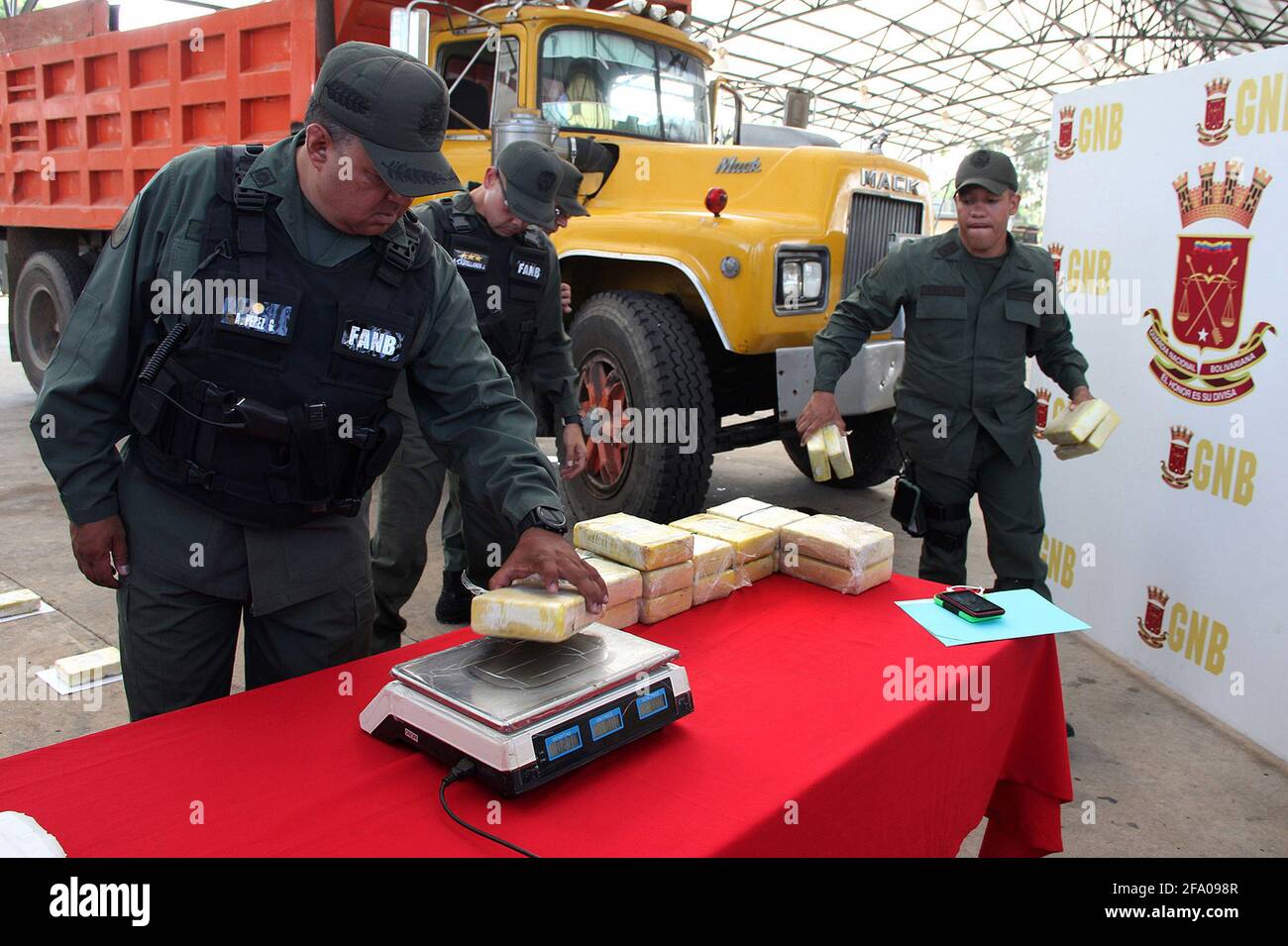 Maracaibo, Venezuela. 21 Apr 2021. Il sovrintendente nazionale antidroga, Richard López, ha ratificato la conformità e il raggiungimento delle politiche statali. Questo mercoledì, la 21a Caracas (Venezuela), basata sul rispetto illimitato degli obblighi internazionali nella lotta contro il traffico di droga, durante il suo discorso in videoconferenza prima della 64esima sessione della Commissione sulle droghe narcotiche delle Nazioni Unite (ONU). Affermare che per il Venezuela la lotta contro il problema della droga è un impegno permanente. (Foto di Humberto Matheus/Sipa USA) Credit: Sipa USA/Alamy Live News Foto Stock