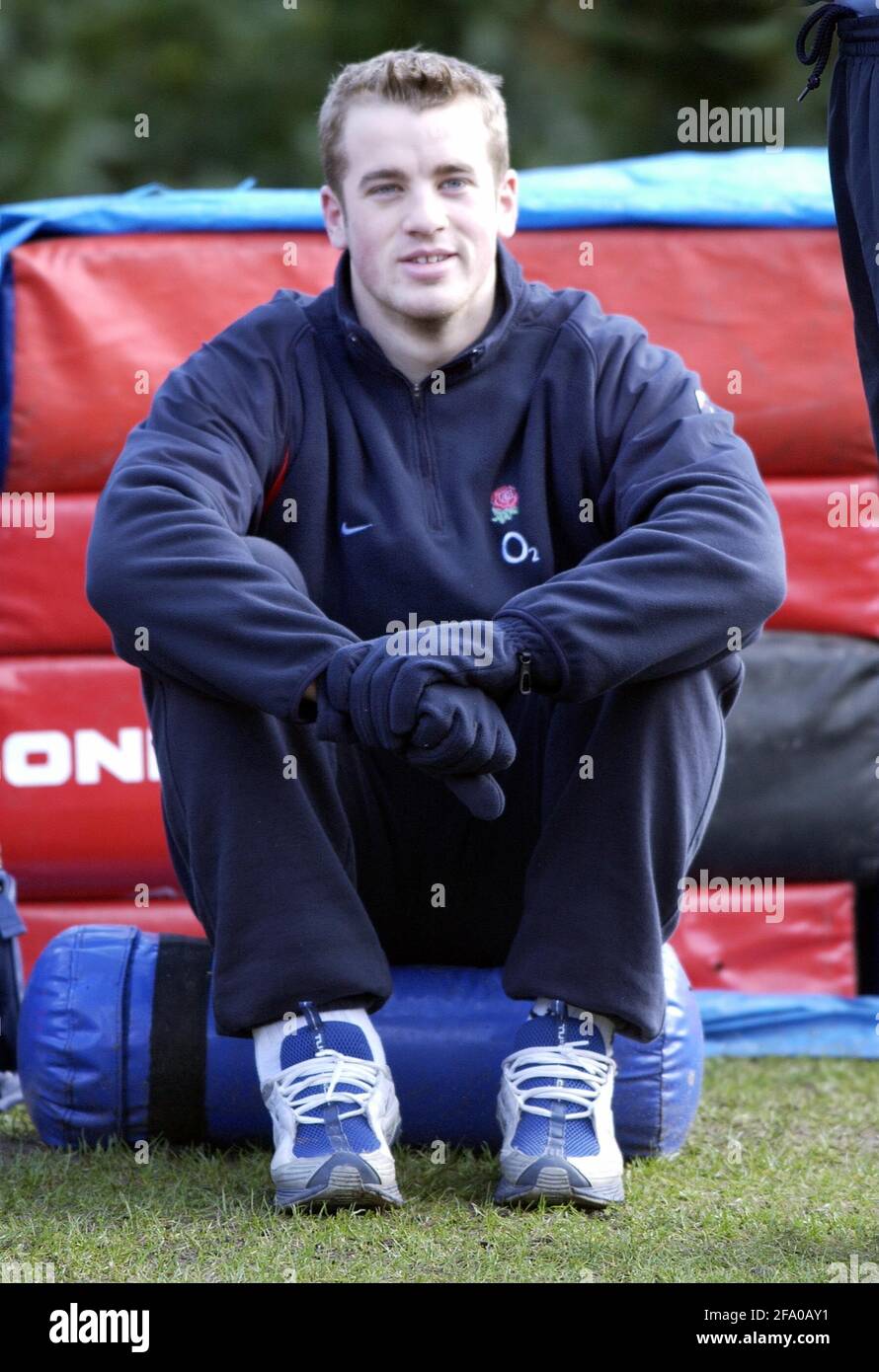 INGHILTERRA ADDESTRAMENTO DI RUGBY AL PENNYHILL PARK HOTEL BAGSHOT TIM SIMPSON-DANIEL 6/3/2003 FOTO DAVID ASHDOWNRUGBY Foto Stock