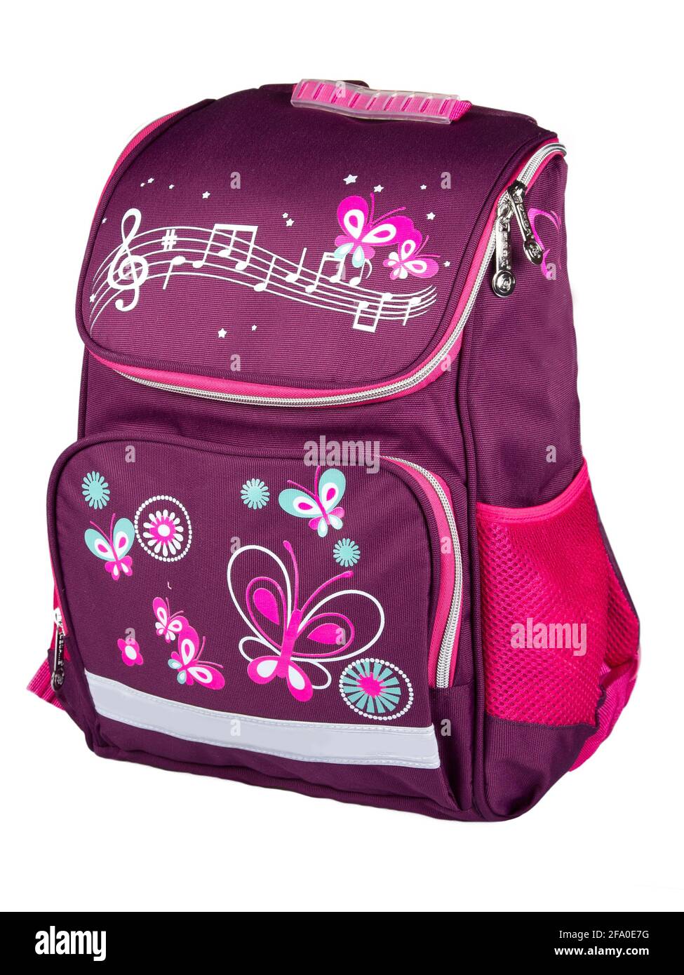 Elegante zaino per bambini con disegni di note e farfalle isolate su sfondo bianco per la scuola e i viaggi. Foto Stock