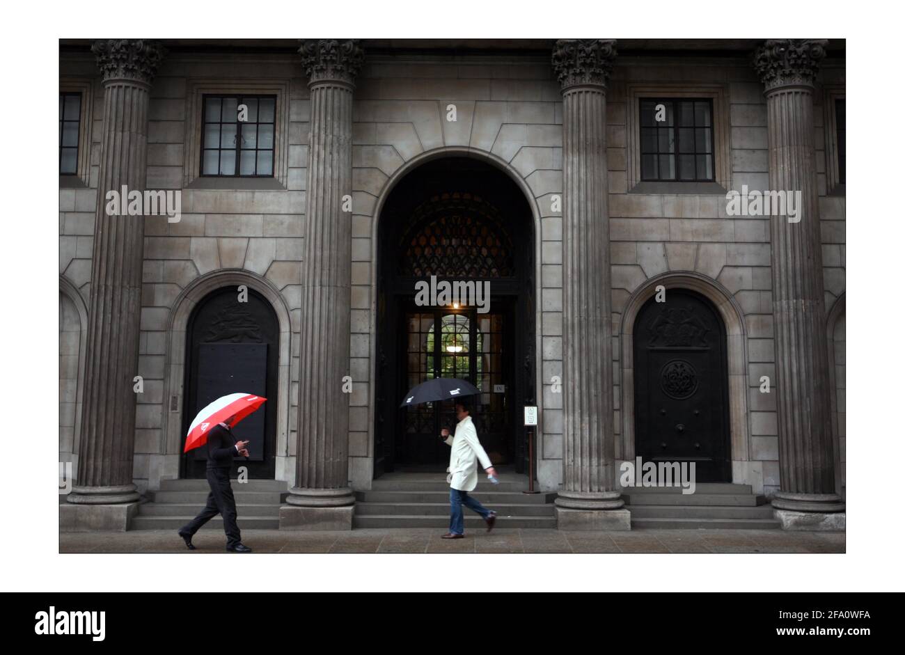 La Banca d'Inghilterra a Londra. La Banca d'Inghilterra ha ridotto il suo tasso di prestito chiave da un record di 1.5 punti percentuali a 3.0 per cento come la Gran Bretagna si dirige verso la recessione. Fotografia da David Sandison l'indipendente Foto Stock