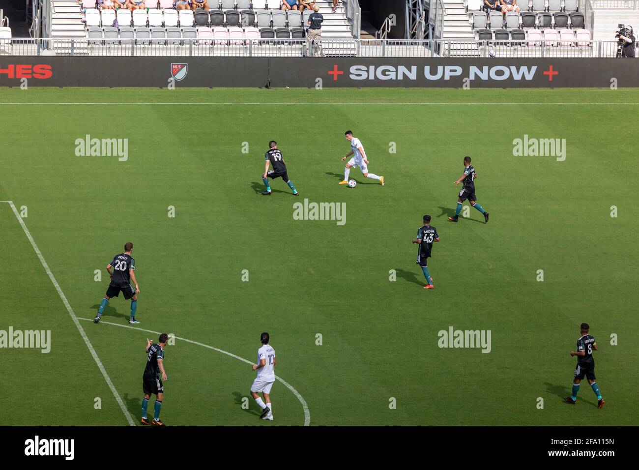 Fort Lauderdale, Florida, USA - 18 aprile 2021: Inter Miami CF contro LA Galaxy, primo match a casa alla stagione MLS 2021 al DRV Pink Stadium Foto Stock