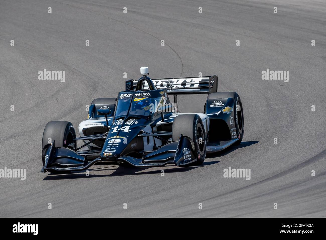 Birmingham, Alabama, Stati Uniti. 17 Apr 2021. SEBASTIEN BOURDAIS (14) di le Mans, in Francia, pratica per il Gran Premio Honda Indy dell'Alabama al Barber Motorsports Park di Birmingham, Alabama. Credit: Brian Spurlock Grindstone Media/ASP/ZUMA Wire/Alamy Live News Foto Stock