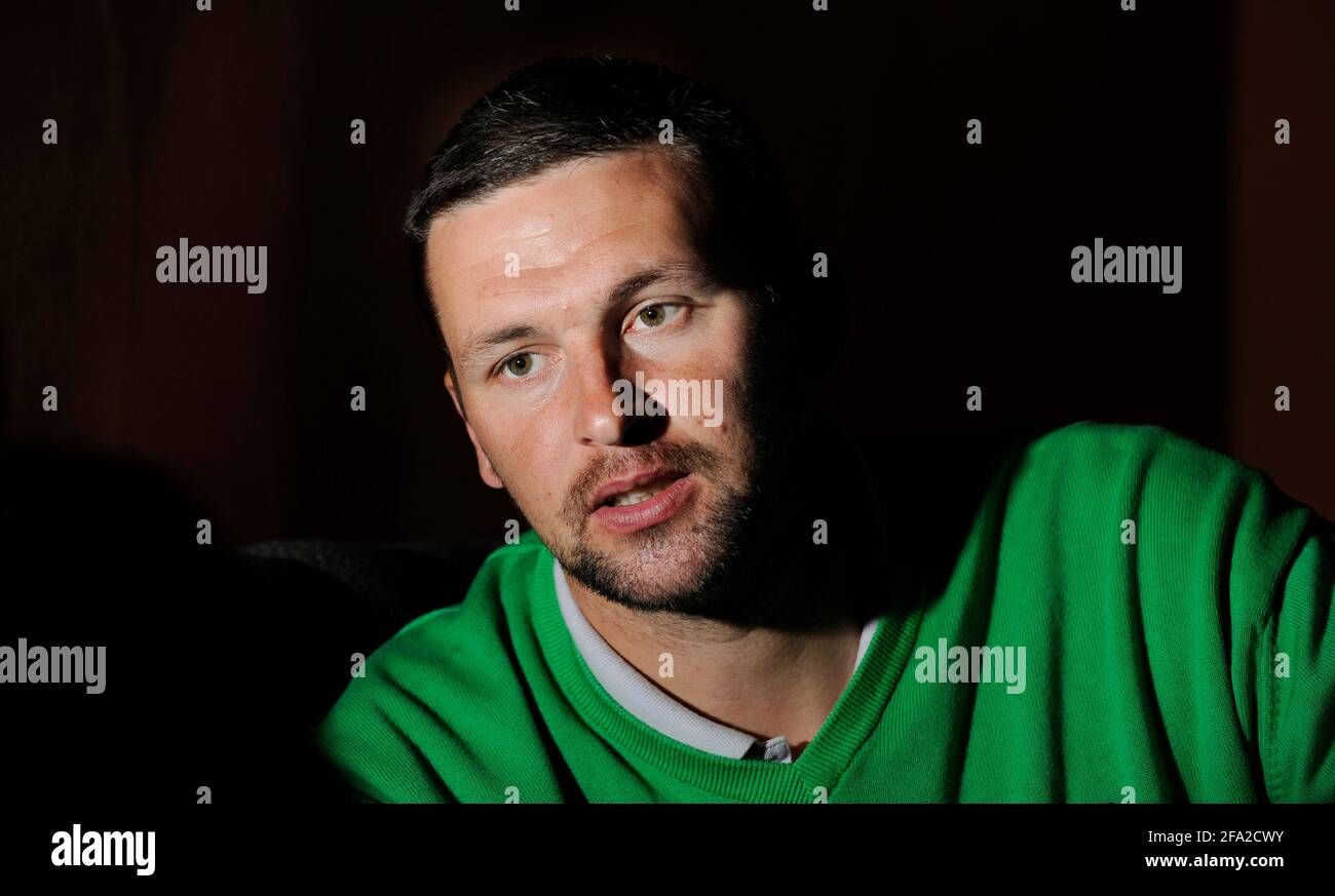 Steve Harmison del Durham County Cricket Club 13/4/2010. IMMAGINE DAVID ASHDOWN Foto Stock