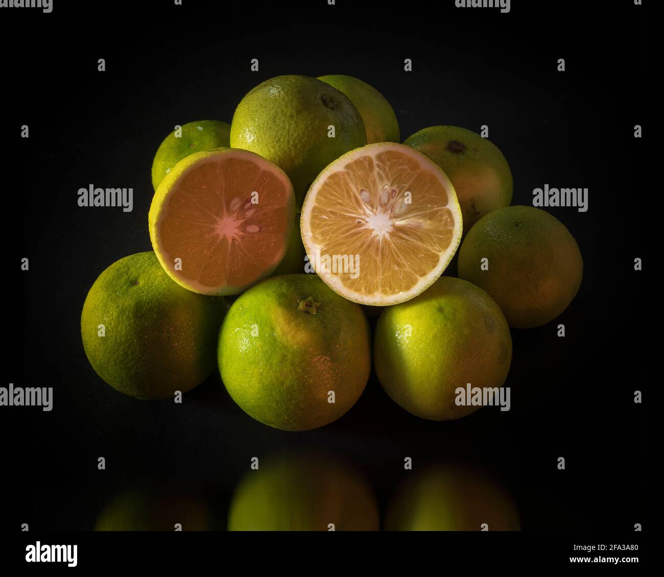 Limetta di agrumi comunemente conosciuta come mousami, musami, lime dolce, limone dolce e limetta dolce, In India, è comunemente chiamato mausambi. Foto Stock