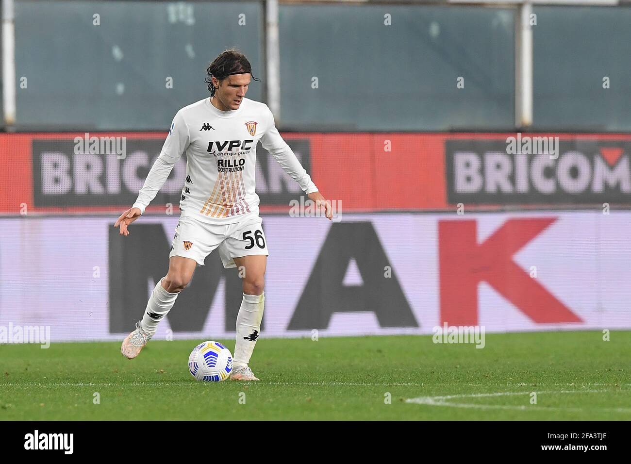 PERPARIM HETEMAJ (Benevento) durante il CFC di Genova vs Benevento Calcio, Serie a match, Genova, Italia, 21 - Photo .LiveMedia/Danilo Vigo Foto Stock