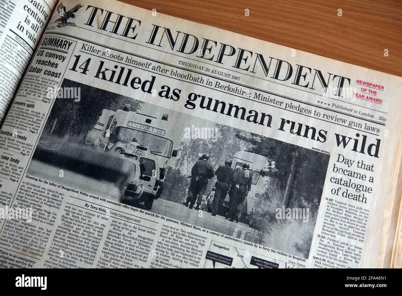 Massacro di Hungerford... pagine anteriori e interne dei giornali 20/Agosto/1987 copia foto David Sandison Foto Stock