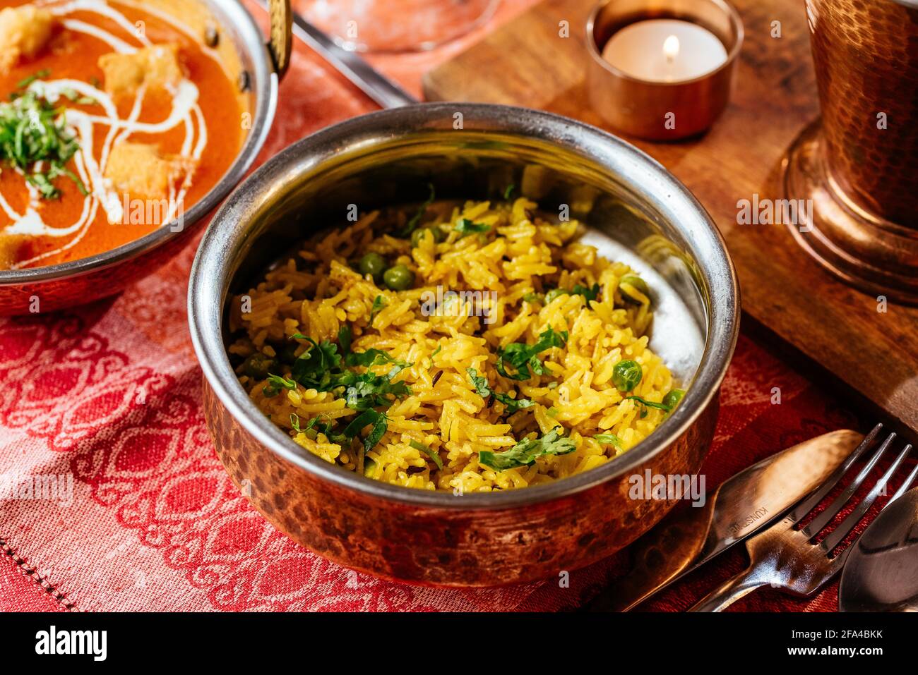 Cucina indiana pollo al burro di curry, Palak Paneer, Chiken Tikka, Bi Foto Stock