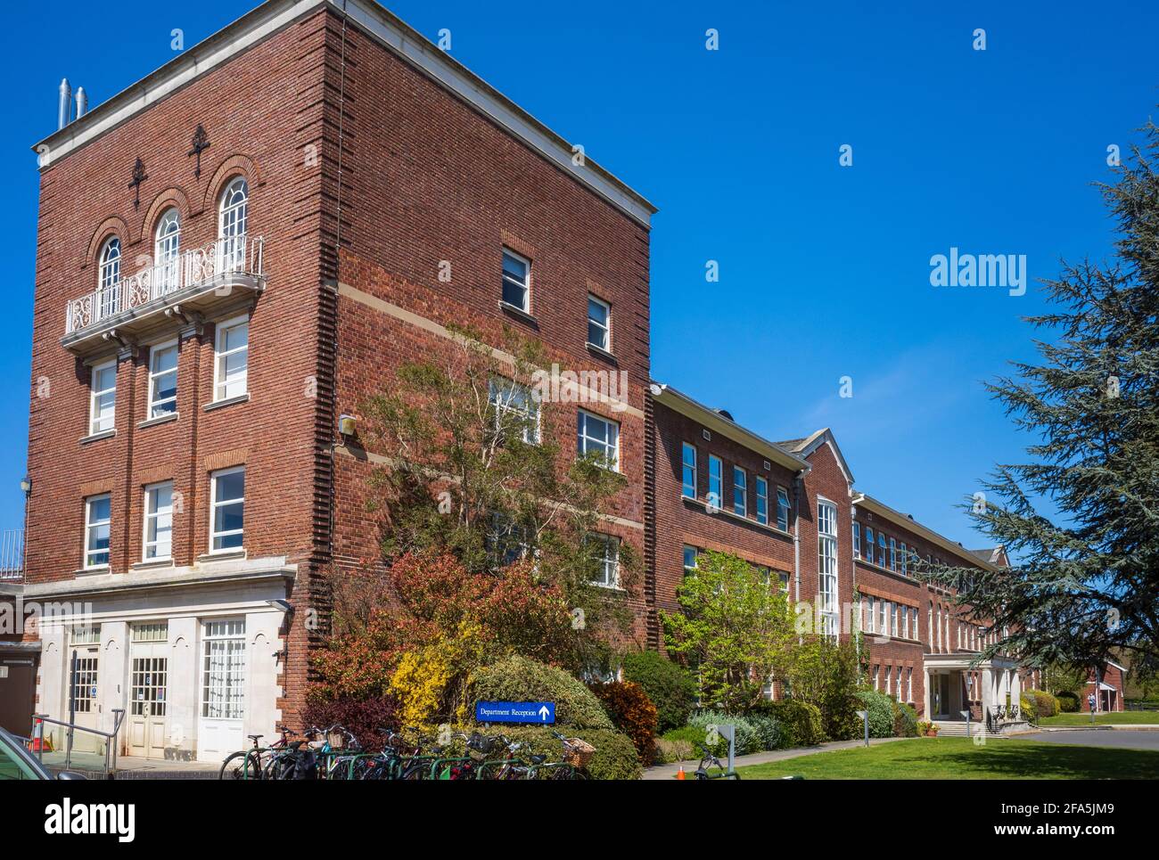 Department of Veterinary Medicine & The Queens Vetnerinary School Hospital Cambridge University. Cambridge Veterinary School West Cambridge Site. Foto Stock