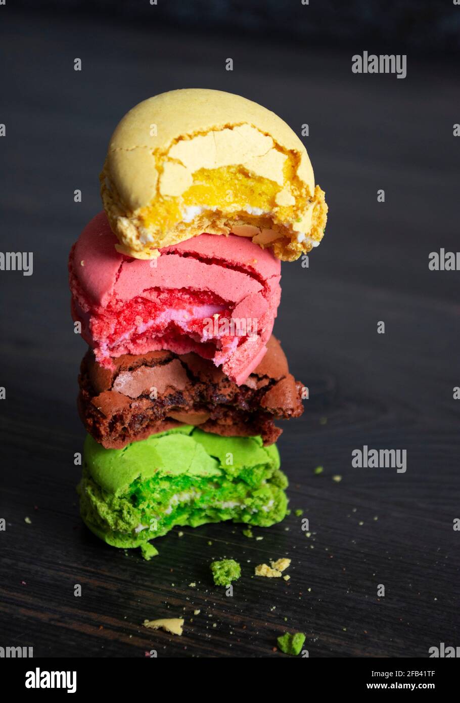 Macaron colorati in cucina Foto Stock