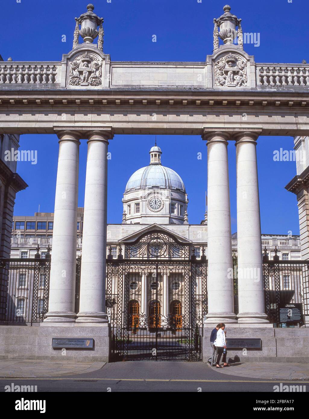 Dipartimento del Taoiseach (Roinn un Taoisigh) edifici governativi, Merrion Street Upper, Dublino, Provincia di Leinster, Repubblica di Irlanda Foto Stock