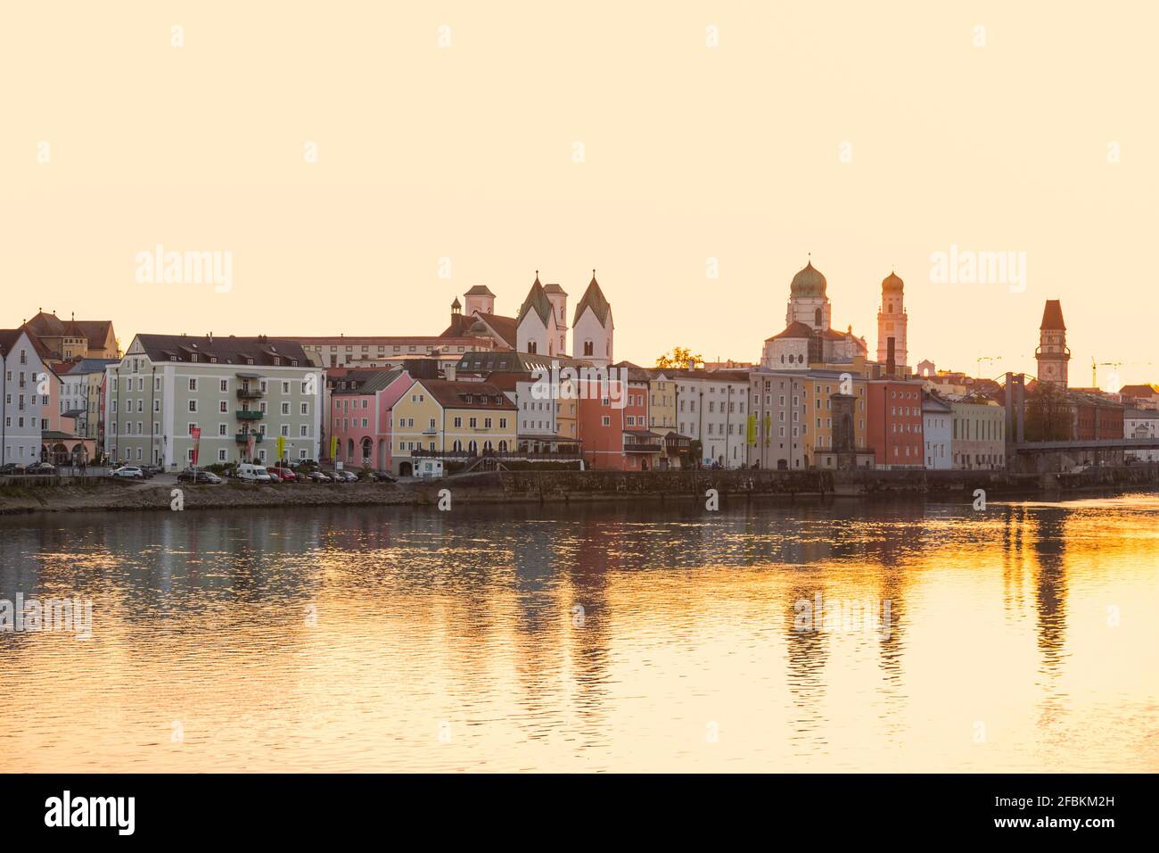 Tramonto a Passau in autunno, Baviera, Germania Foto Stock