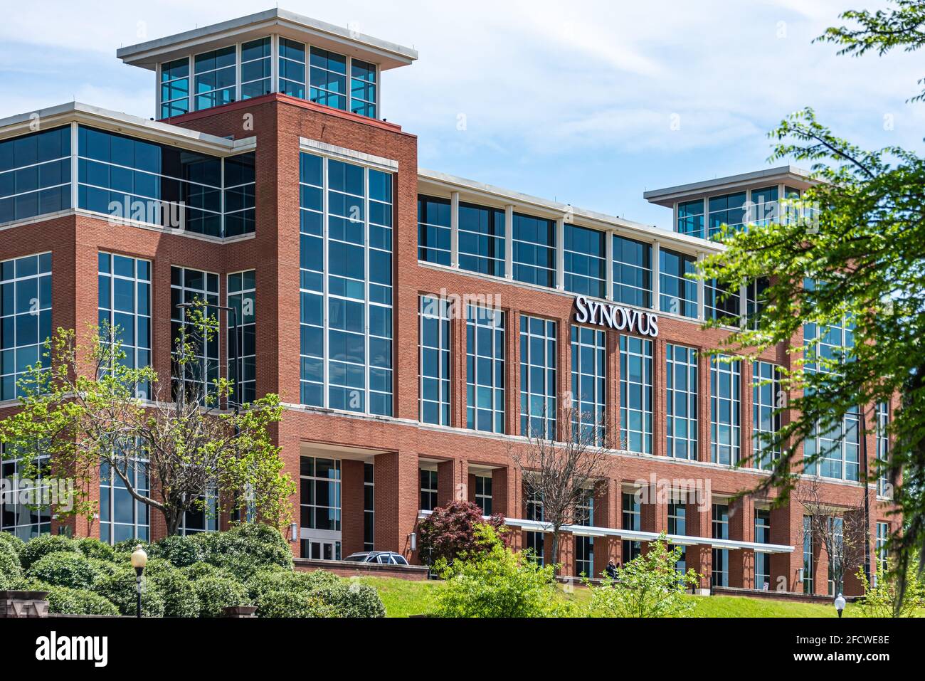 Synovus Center, la sede centrale della Synovus Bank, si affaccia sul fiume Chattahoochee nella parte alta di Columbus, Georgia. (STATI UNITI) Foto Stock