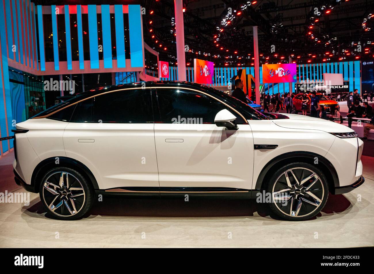 Il concetto di "Roewe Whale" in mostra al 2021 Shanghai Auto Show, Cina. Foto Stock