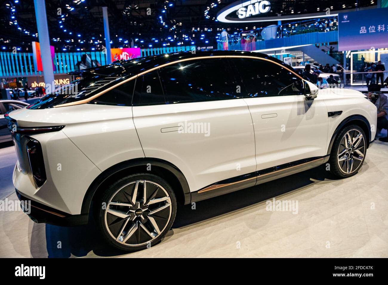 Il concetto di "Roewe Whale" in mostra al 2021 Shanghai Auto Show, Cina. Foto Stock