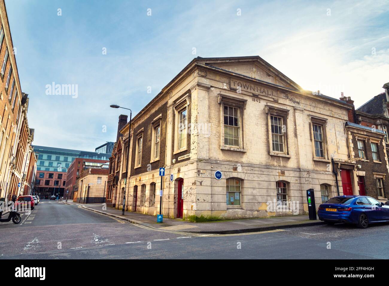 Corri fino all'ex edificio del Municipio a Woolwich, Londra, Regno Unito Foto Stock
