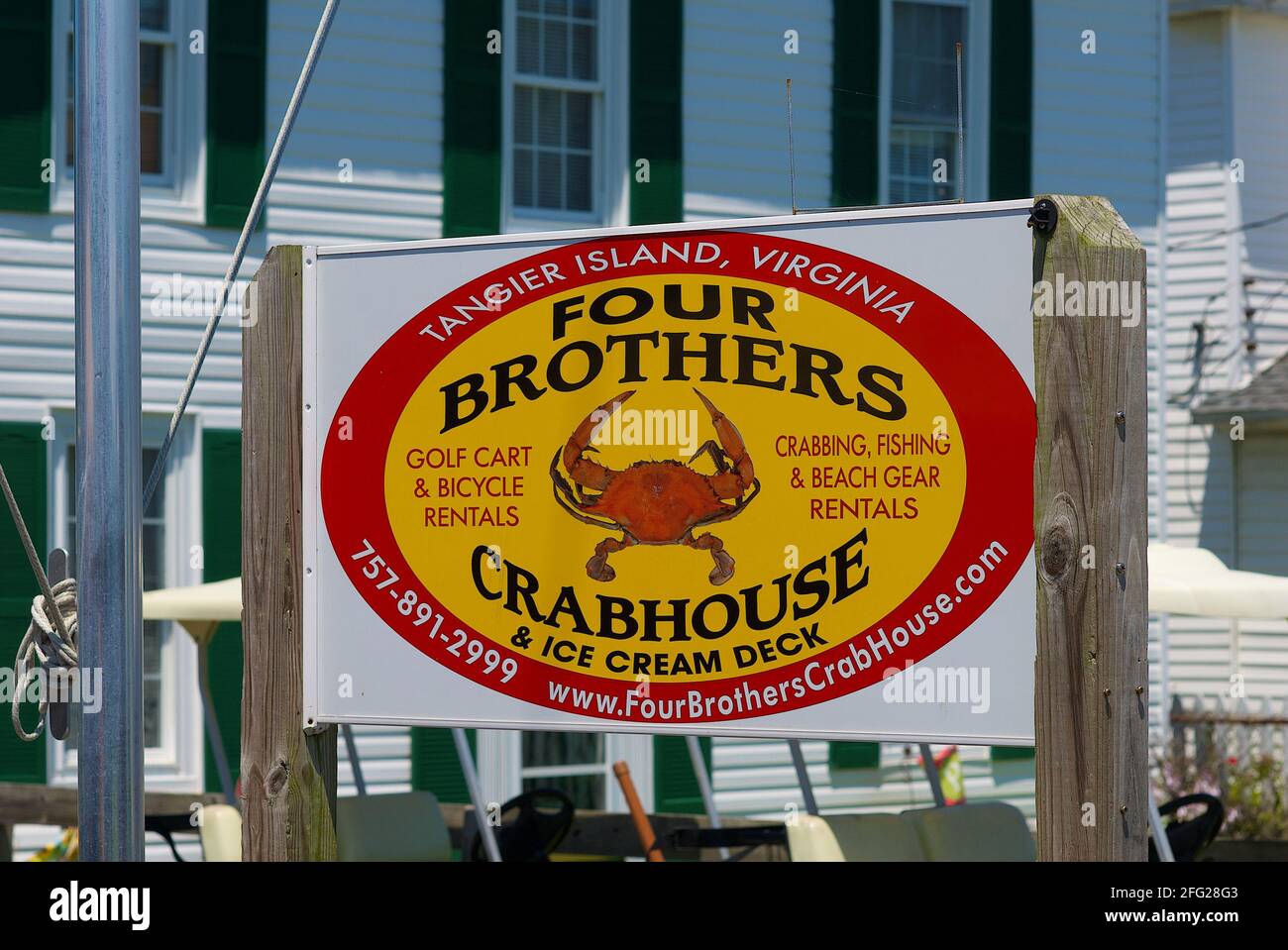 Tangeri, Virginia, USA - 21 giugno 2020: La pesca del granchio è l'industria principale di questa popolare destinazione turistica nel mezzo della Chesapeake Bay. Foto Stock