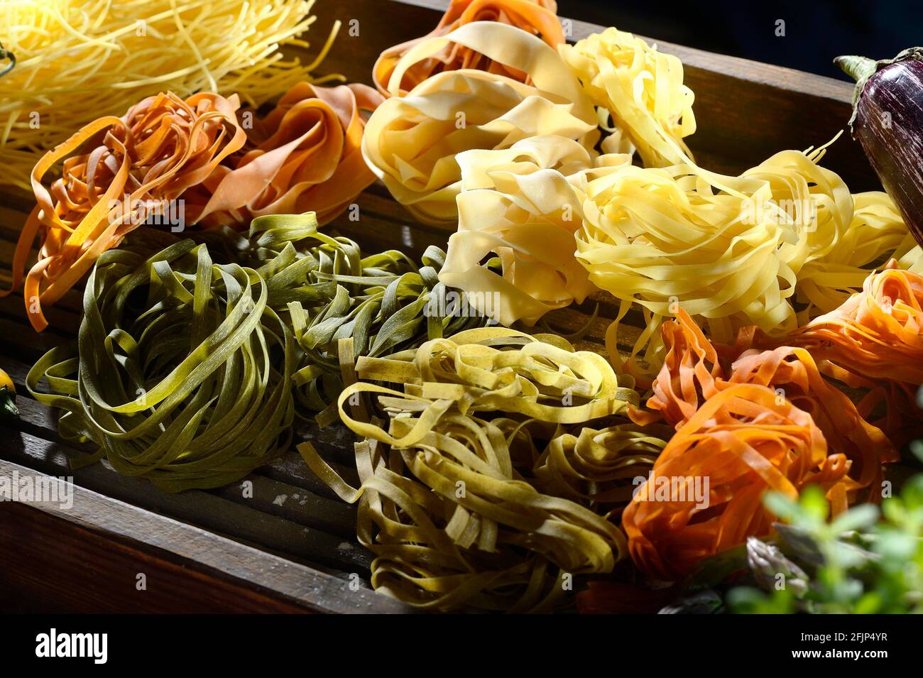 Noodle colorate assortite, Germania Foto Stock