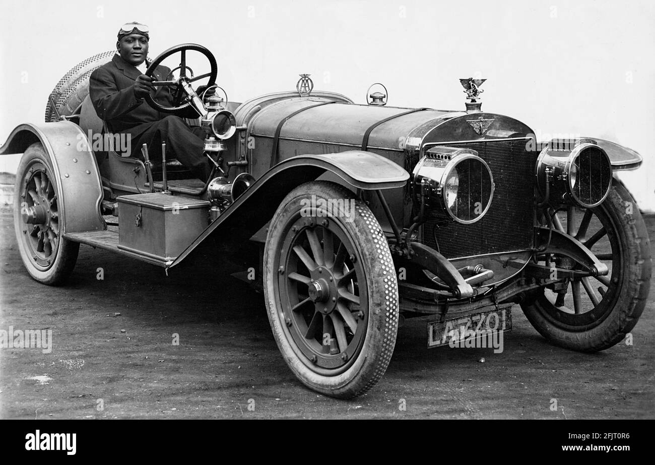 1908 Austin 100hp GP auto con campione del mondo Heavyweight Boxing Jack Johnson Foto Stock