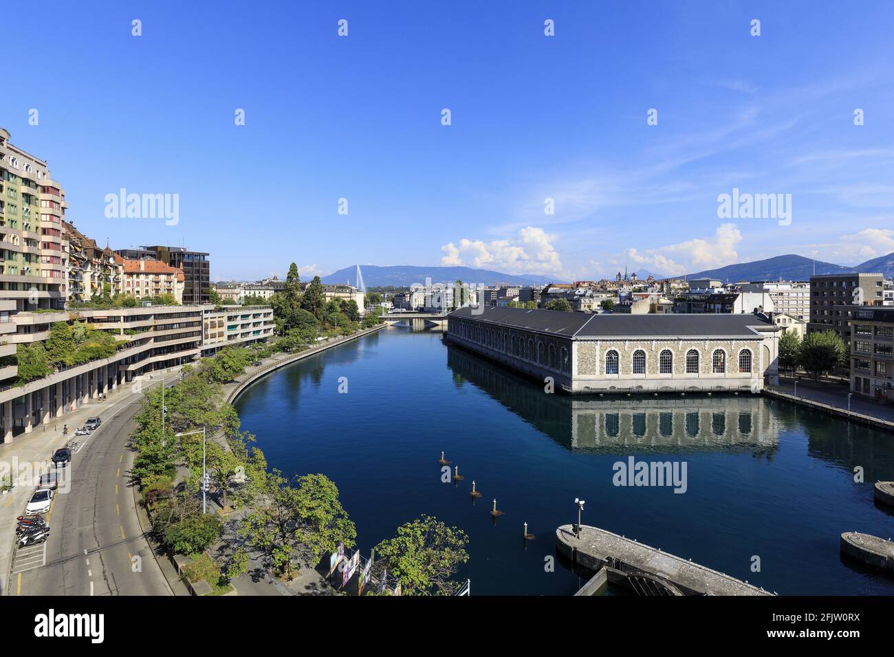 Svizzera, Cantone di Ginevra, Ginevra, forze Motrices costruzione e Seujet banchina, fiume Rodano Foto Stock