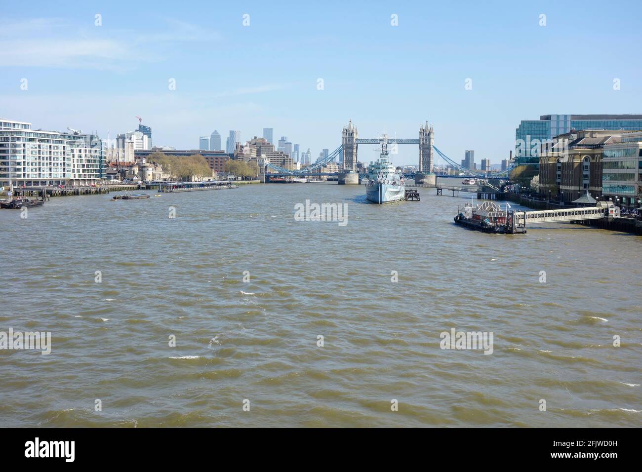 Vista del Tamigi dal London Bridge, Londra, Regno Unito. Foto Stock