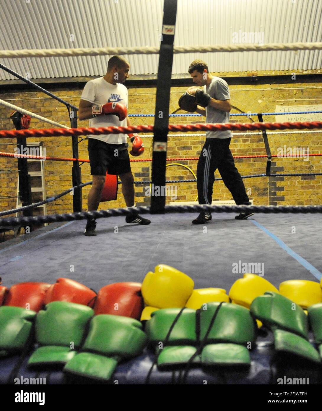 IL FITZROY LODGE AMATEUR BOXING CLUB A LAMBETH SOUTH LONDON DOVE IL CAMPIONE DEL MONDO DAVID HAY HA INIZIATO A BOXE. 22/6/2011 FOTO DAVID ASHDOWN Foto Stock