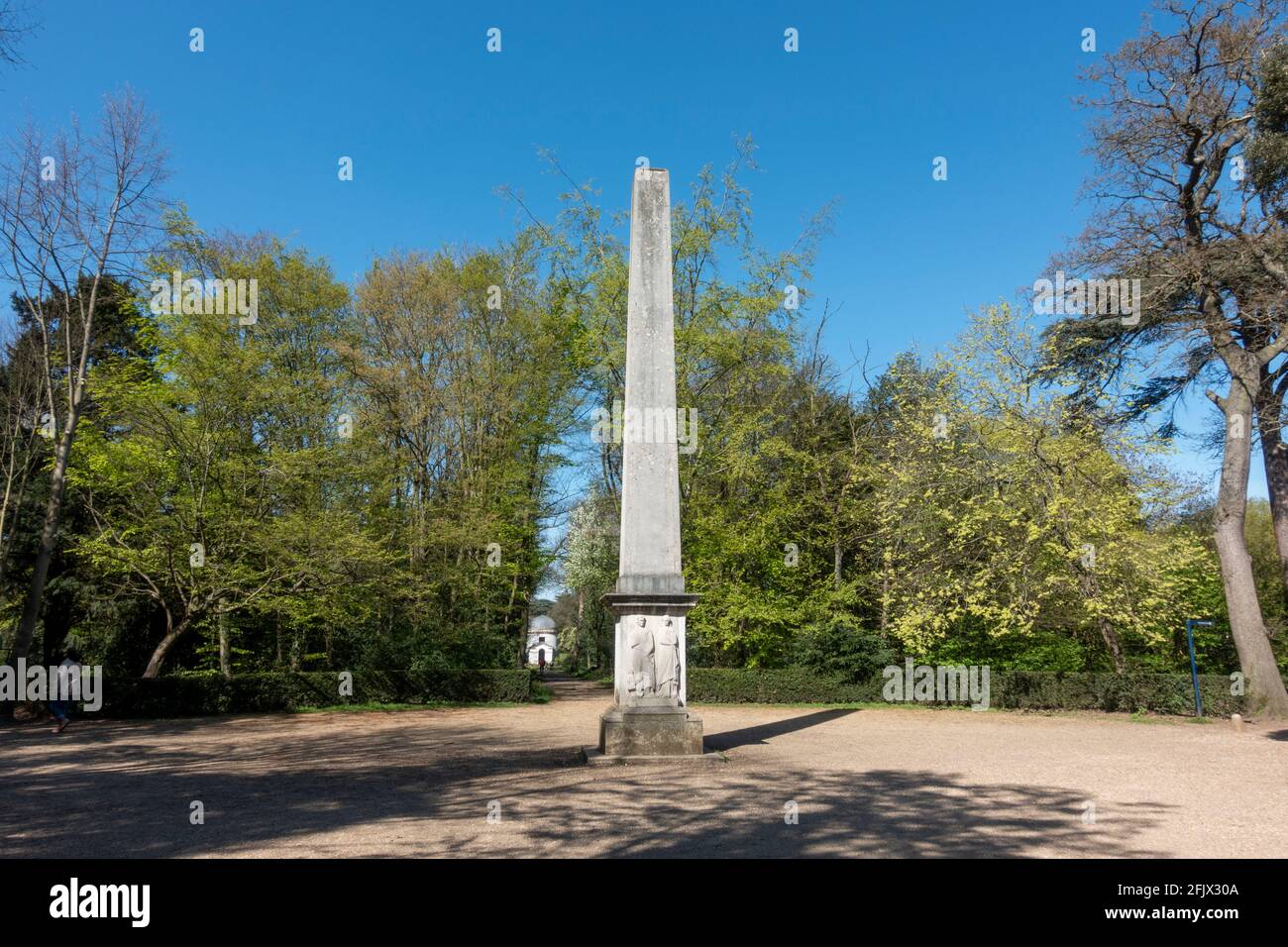 Obelisco (1732) a Chiswick Park, Londra, Regno Unito. Foto Stock