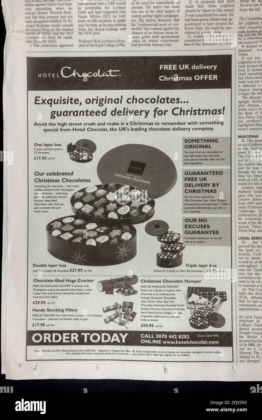 Annuncio per i cioccolatini dell'Hotel Chocolat all'interno del giornale Times UK il 15 dicembre 2003. Foto Stock