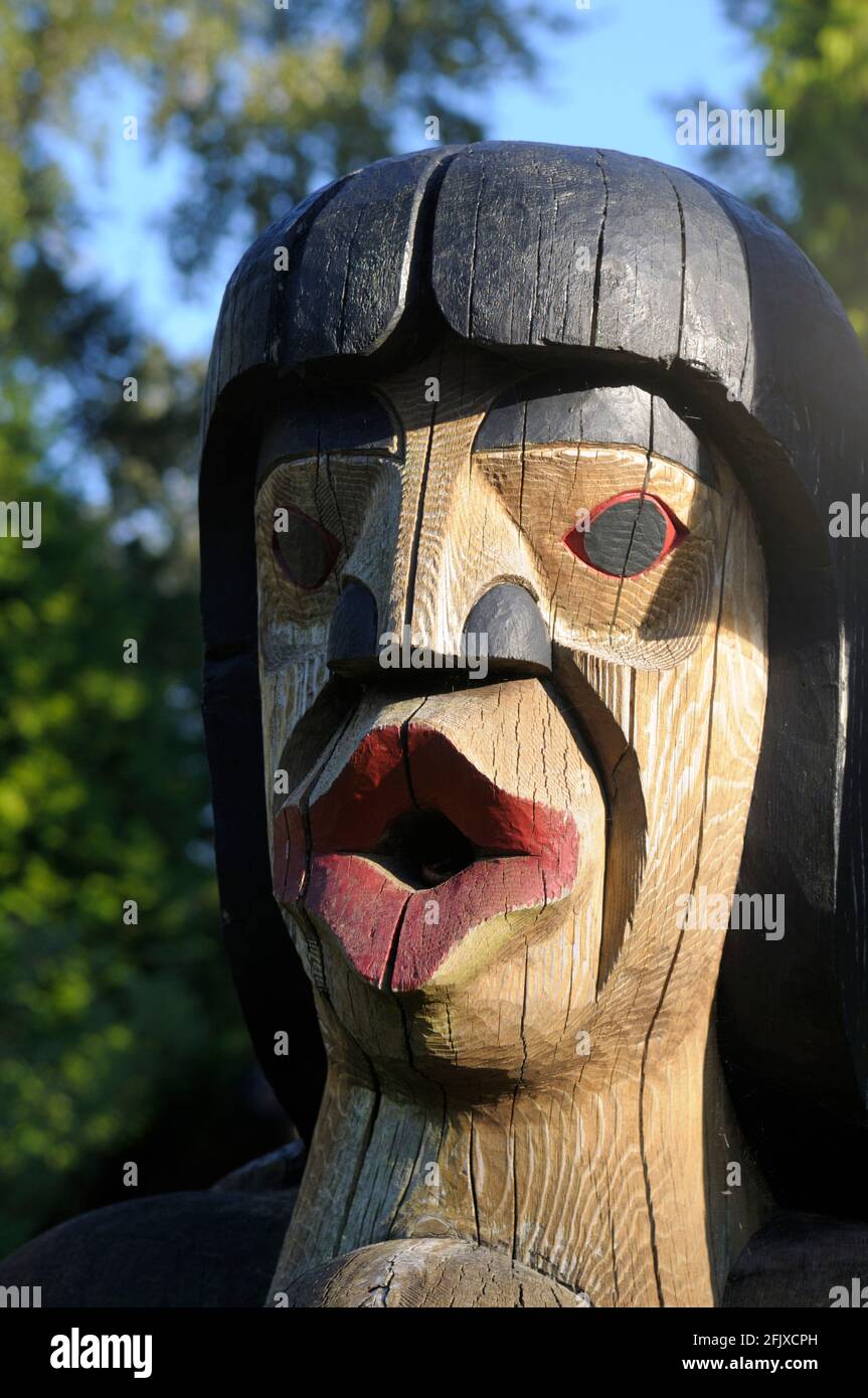 Mother, Quw'utsun' Cultural & Conference Center, Duncan, British Columbia, Canada Foto Stock