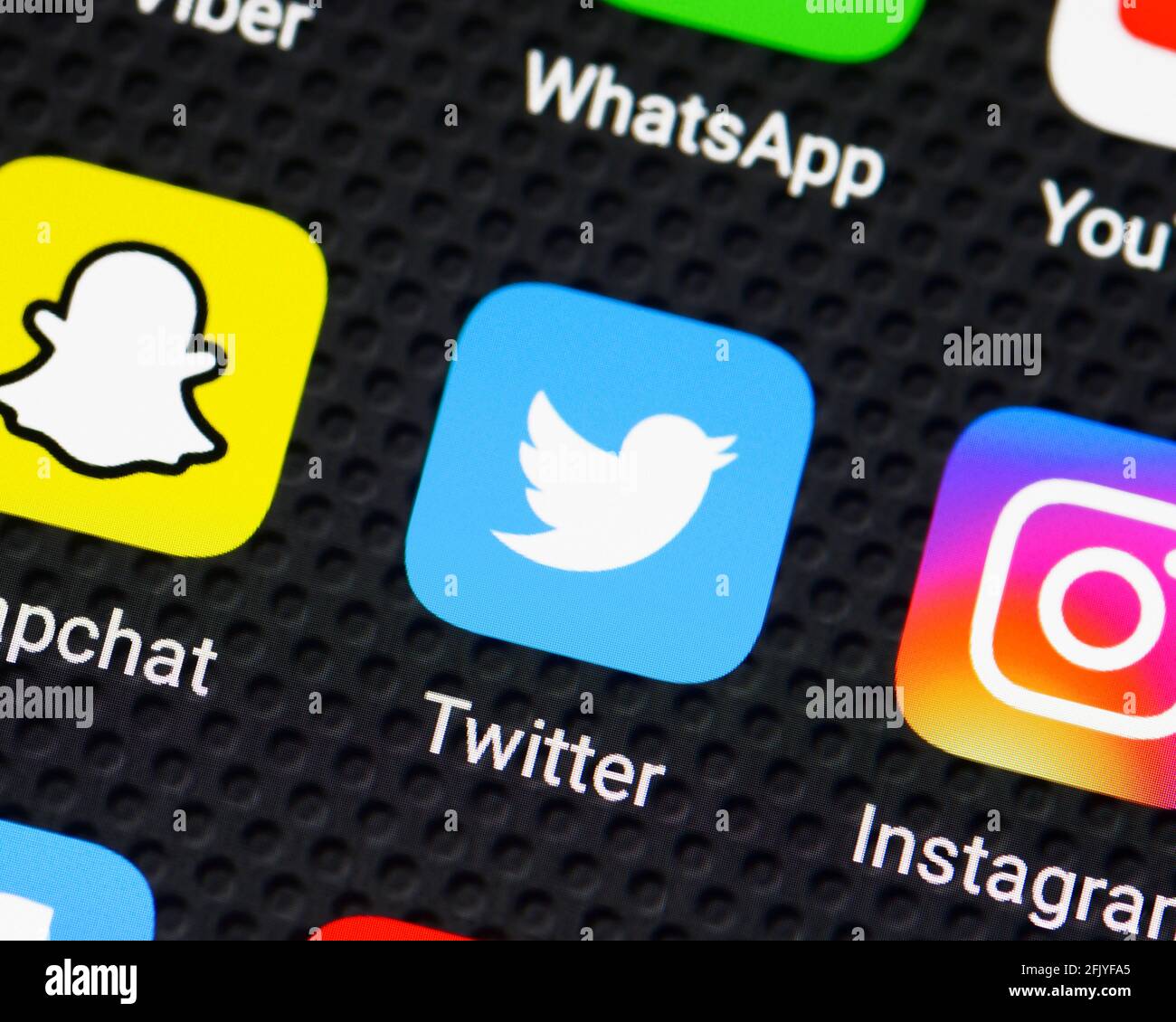 Icona dell'app Twitter su uno smartphone, primo piano Foto Stock