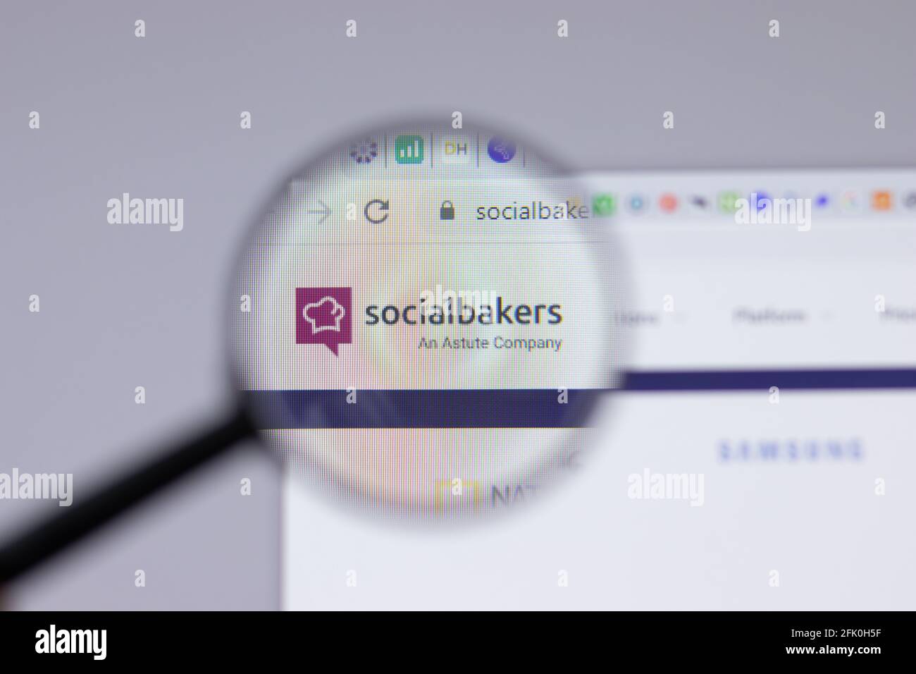 New York, USA - 26 Aprile 2021: Primo piano del logo Socialbakers sulla pagina del sito, Editoriale illustrativo Foto Stock