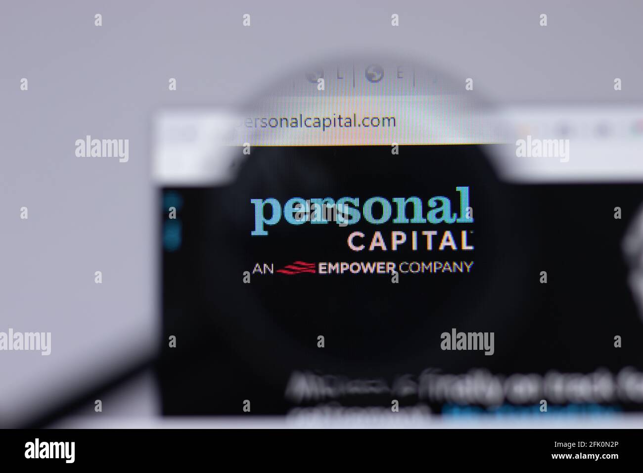 New York, USA - 26 Aprile 2021: Primo piano del logo del capitale personale sulla pagina del sito, Editoriale illustrativo Foto Stock