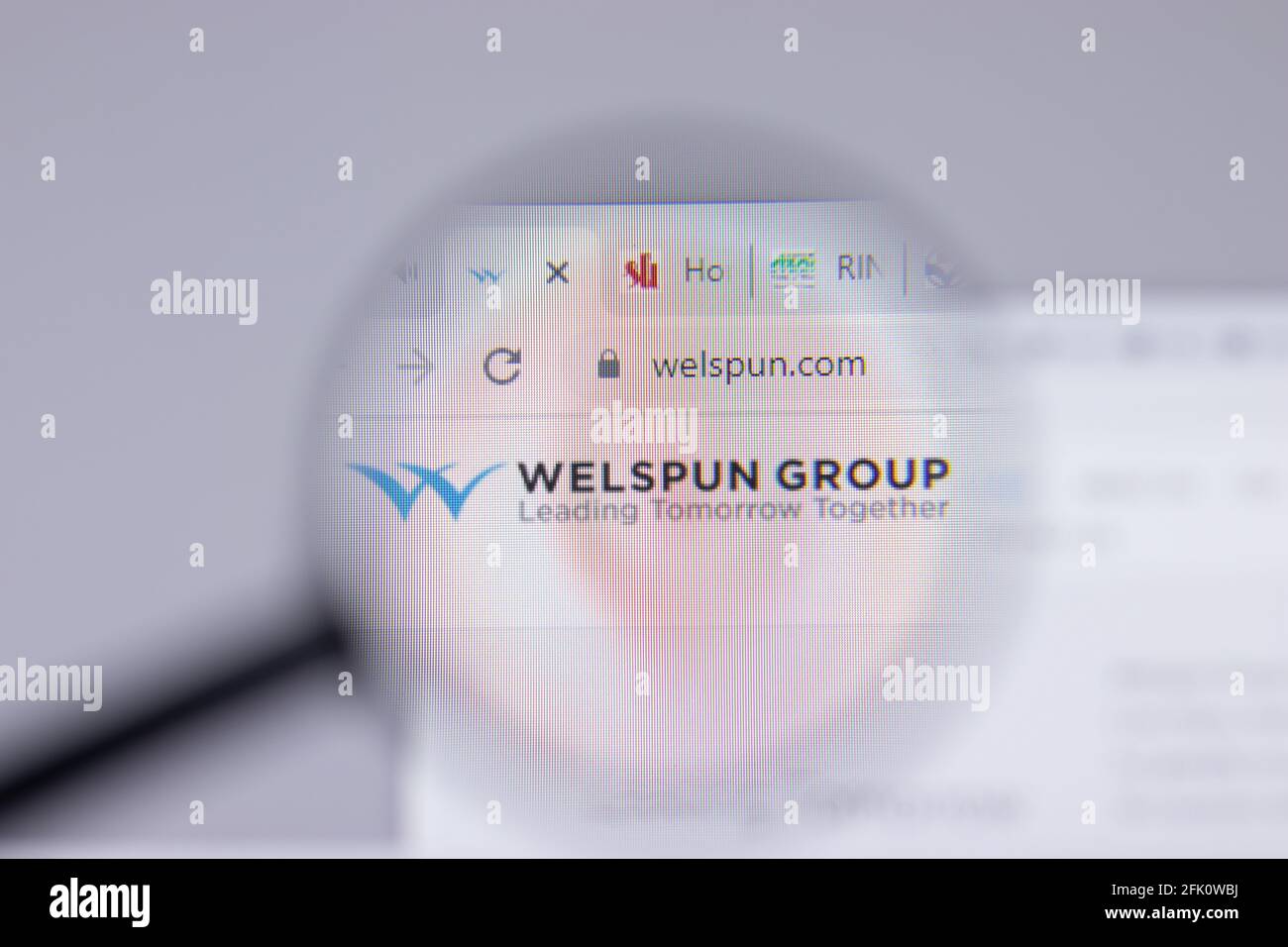 New York, USA - 26 Aprile 2021: Primo piano del logo del Gruppo Welspun sulla pagina del sito, Editoriale illustrativo Foto Stock