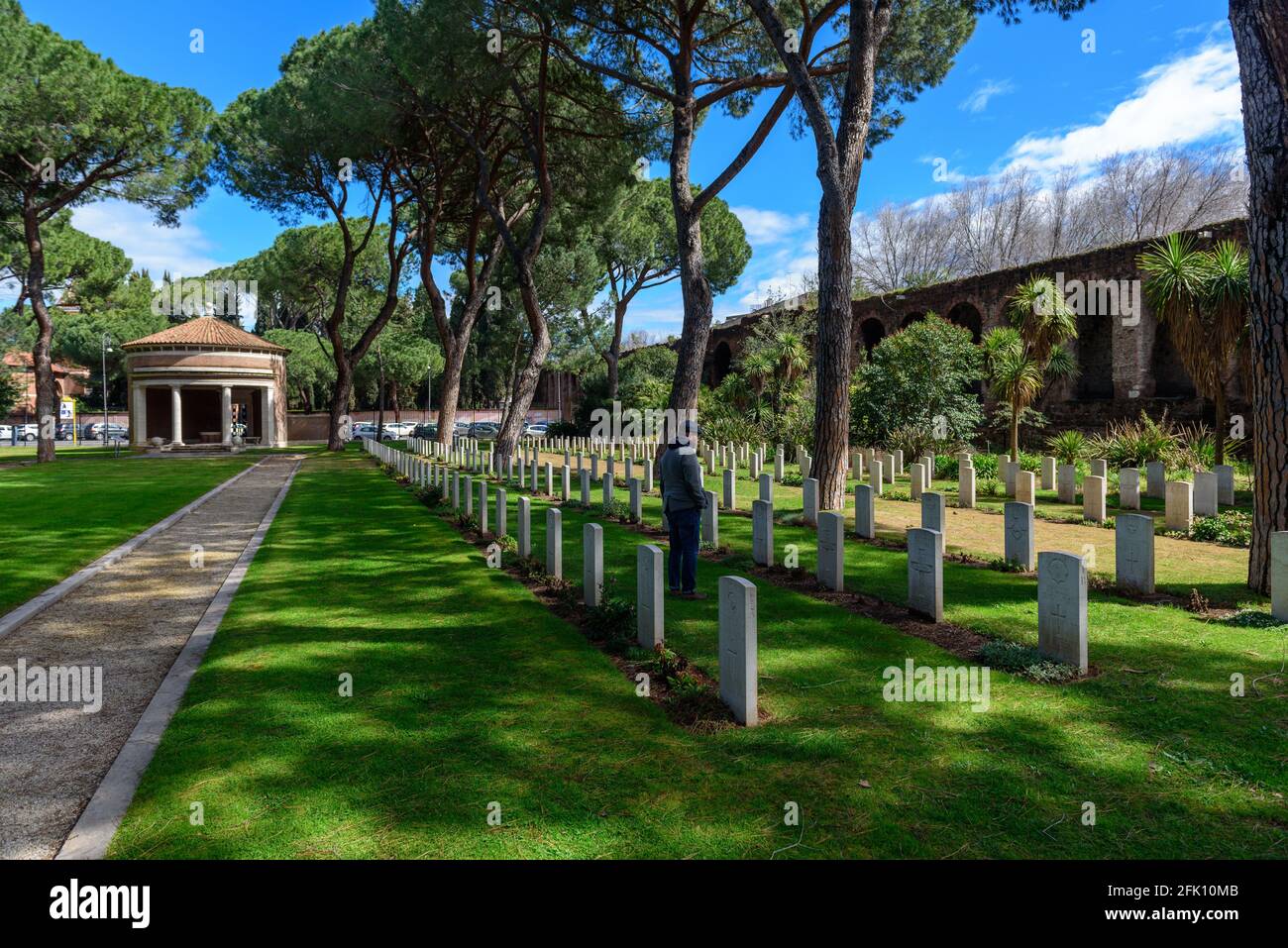 Cimitero di guerra del Commonwealth, progetto Louis de Soisson, Mure Aureliane, quartiere Testaccio, Roma, Lazio, Italia, Europa Foto Stock