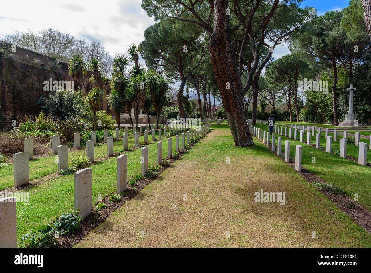 Cimitero di guerra del Commonwealth, progetto Louis de Soisson, Mure Aureliane, quartiere Testaccio, Roma, Lazio, Italia, Europa Foto Stock