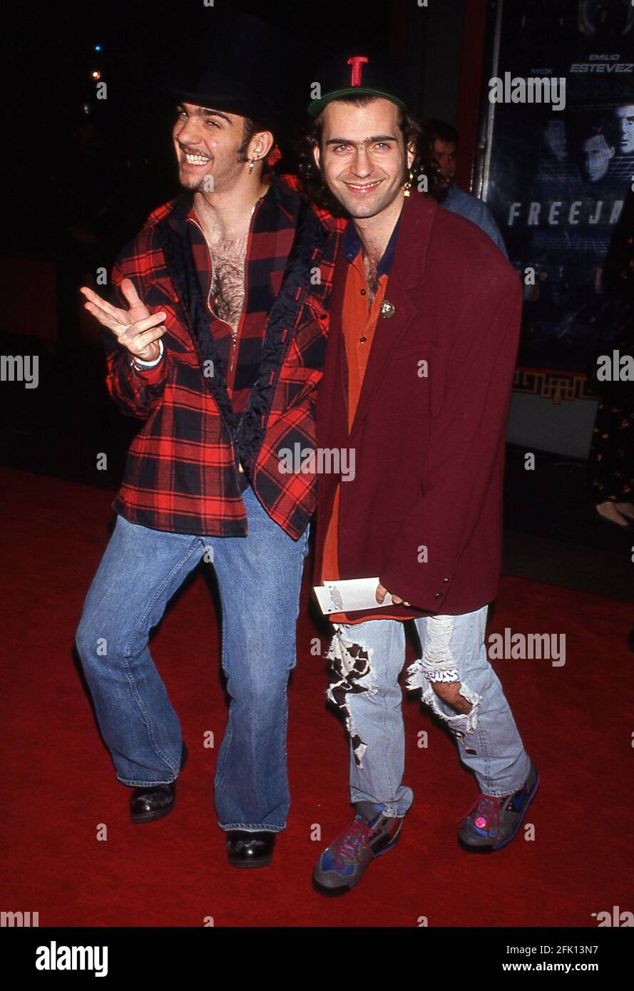 Ahmet Zappa e Dweezil Zappa Circa 1980's Credit: Ralph Dominguez/MediaPunch Foto Stock