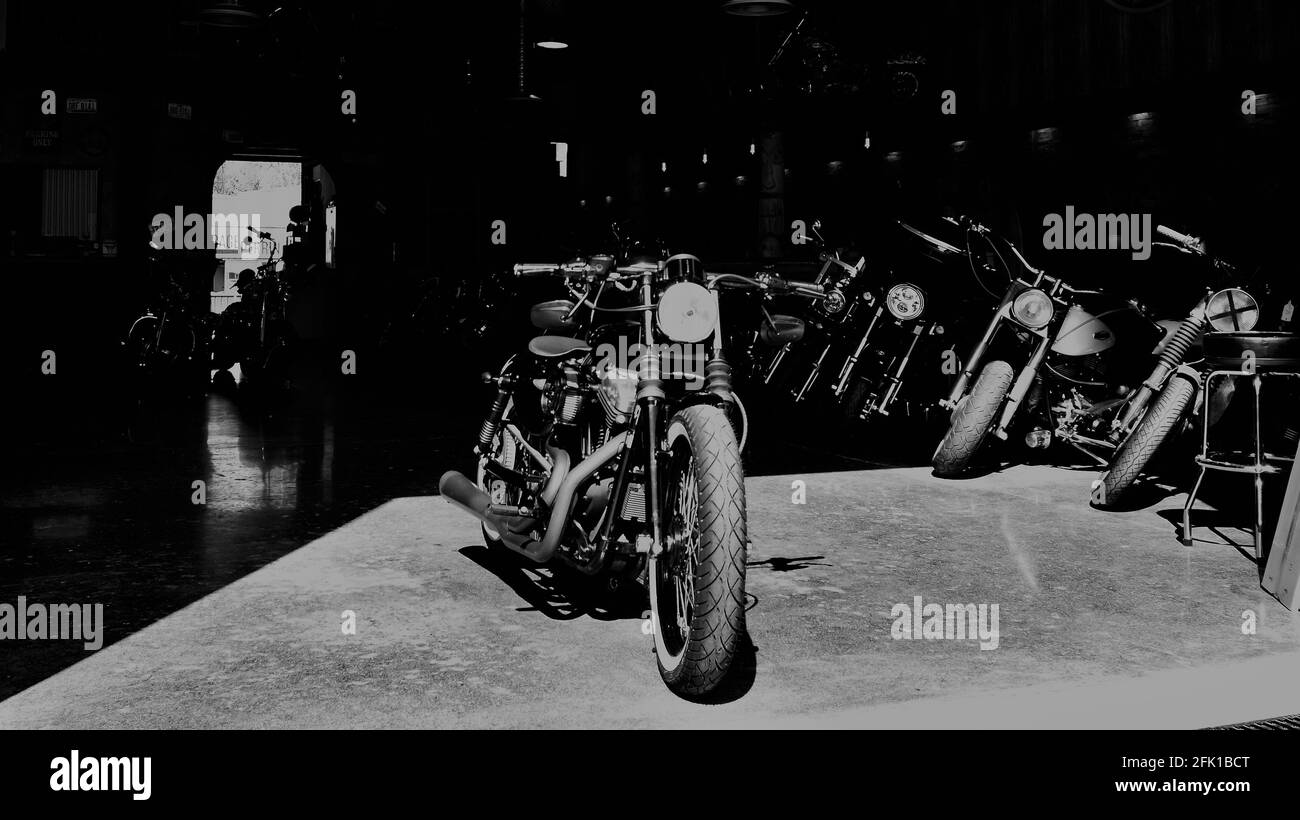 Moto d'epoca e ombre Foto Stock