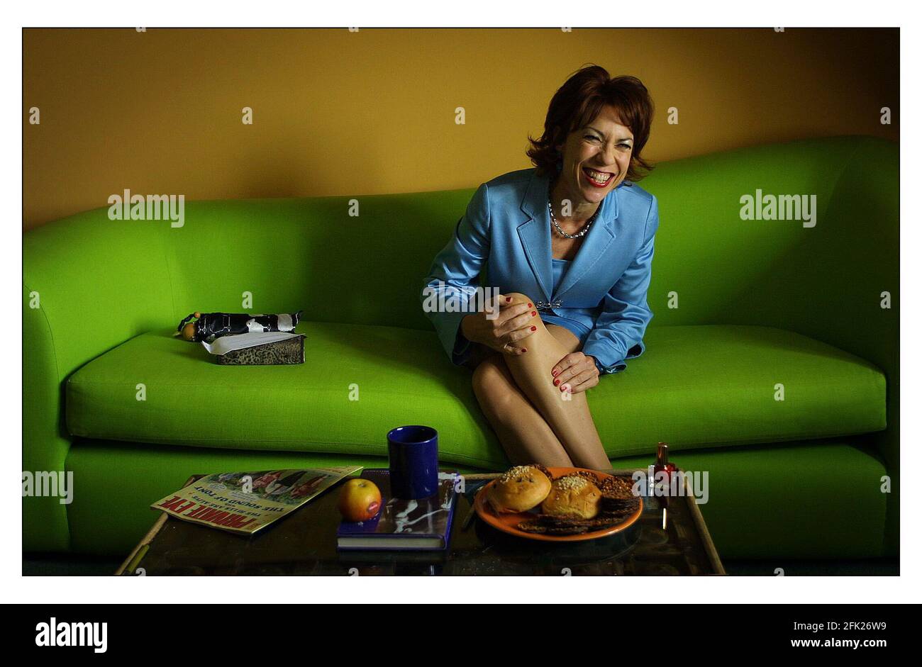 Scrittore australiano Kathy lette .....fotografato a Londra.pic David Sandison 18/10/2001 Foto Stock