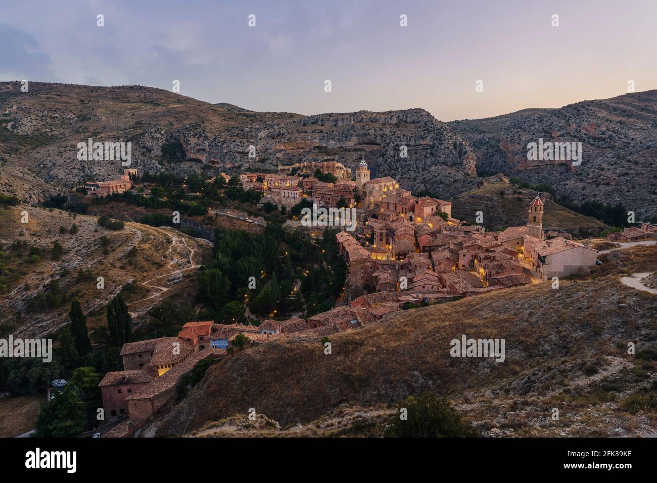 Vista panoramica di Albarracin uno dei più belli e. Città pittoresche in Spagna Foto Stock