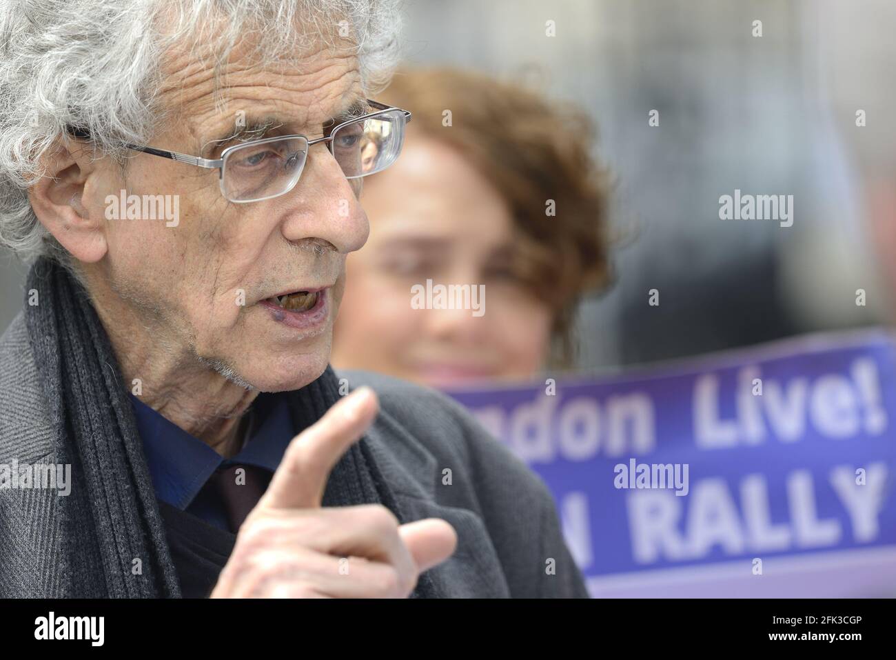 Piers Corbyn (fratello dell'ex leader laburista Jeremy) previsioni meteo, uomo d'affari, attivista, anti-vaxxer e teorista cospirazione - che si batte per Foto Stock