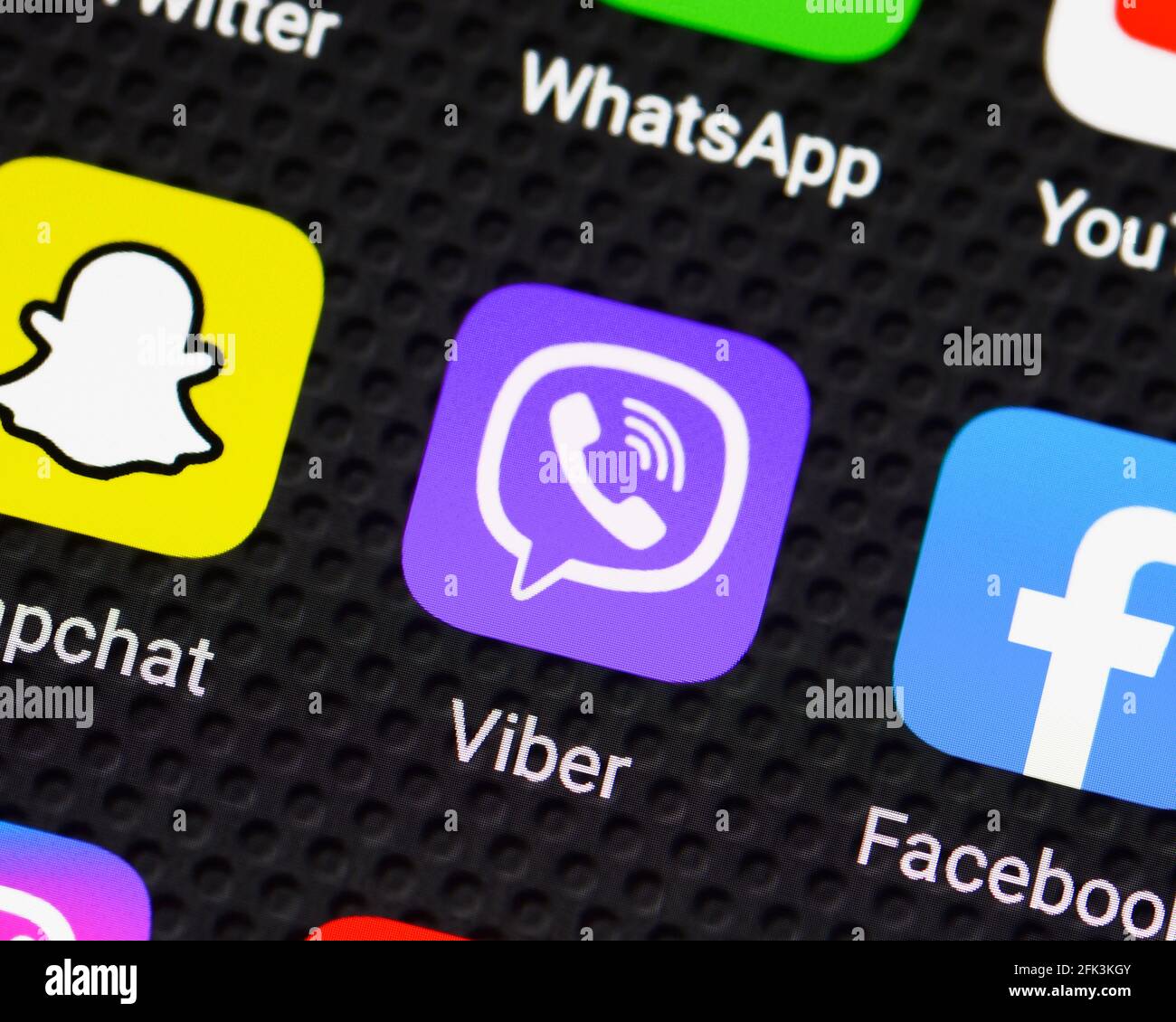Icona dell'app Viber su uno smartphone, primo piano Foto Stock