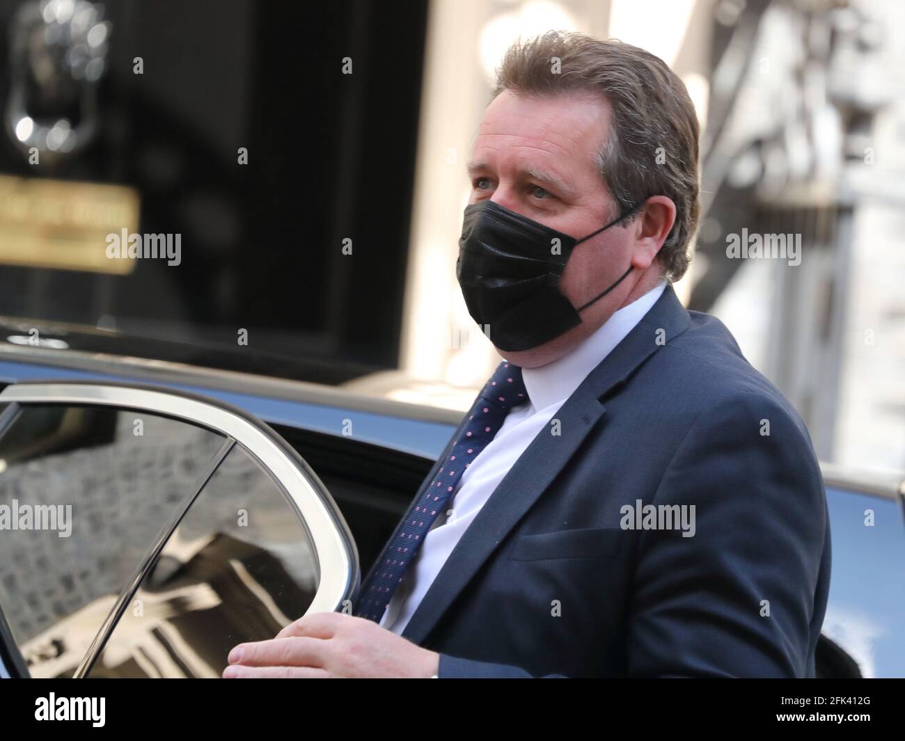 Chief Whip Mark Spencer ritorna a Downing Street per la riunione settimanale del Gabinetto. Foto Stock