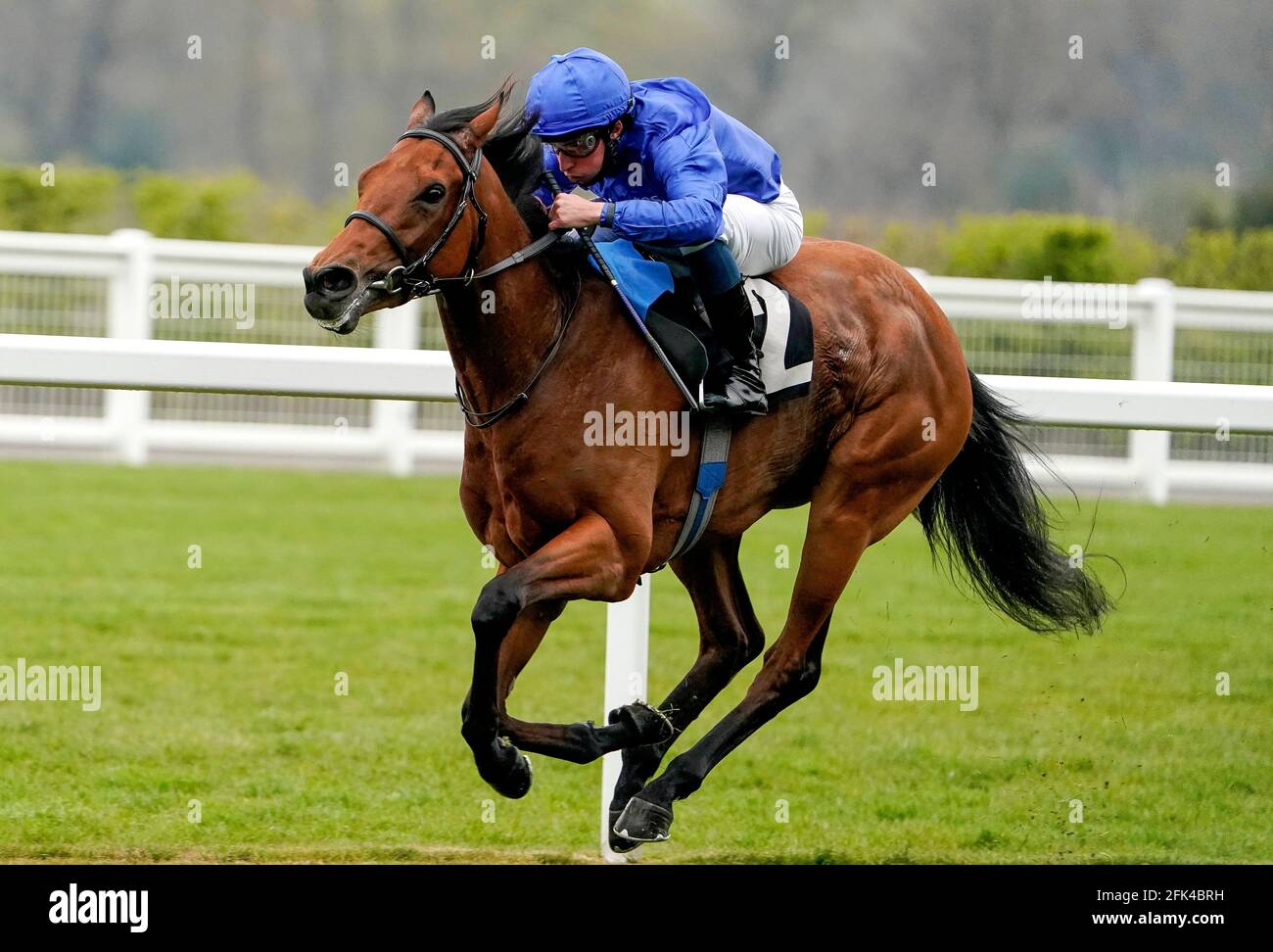 Creative Flair guidato da William Buick vince il Naas Racecourse Royal Ascot Trials Day British EBF Fillies' Conditions Stakes presso l'ippodromo di Ascot. Data immagine: Mercoledì 28 aprile 2021. Foto Stock