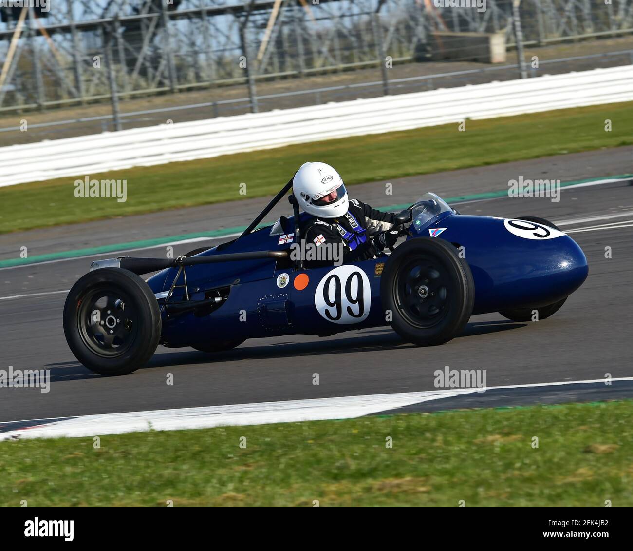 Alex Wilson, Mackson F3 500, Formula 3, 500 Owners Association, VSCC Spring START Meeting, Silverstone, Northamptonshire, Inghilterra, 17 aprile 2021. Foto Stock