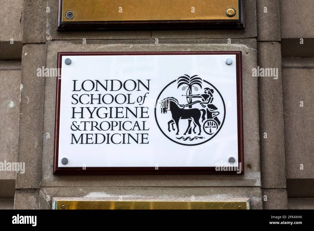 Inghilterra, Londra, Westminster, Bloomsbury, London School of Hygiene and Tropical Medicine, Wall Plate *** Local Caption *** UK, United Kingdom, Great Br Foto Stock