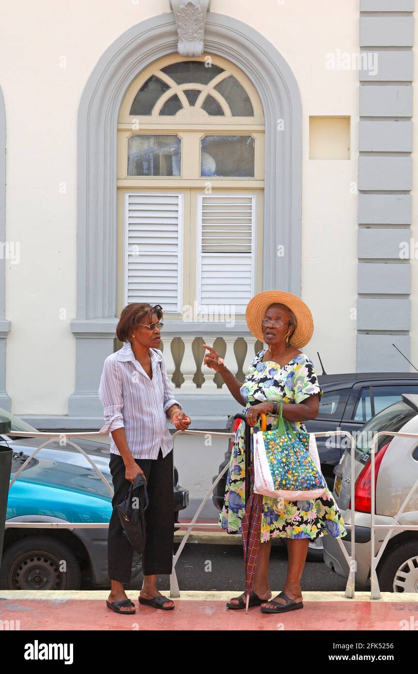 America del Nord, Indie Occidentali, piccole Antille, Caraibi, Francia, Martinica, Fort-de-France, strada, womwn Foto Stock