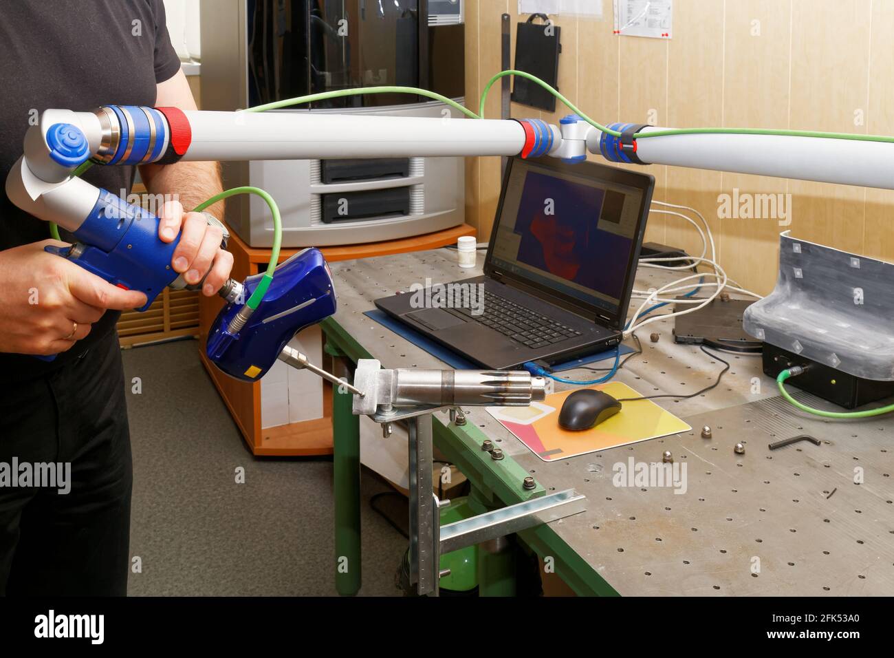 Reverse Engineering con scanner 3D. Digitalizzazione CNC. Foto Stock